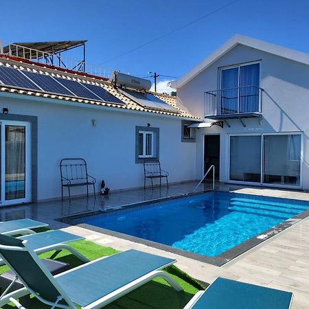 Vila Castro Estreito Da Calheta Bagian luar foto